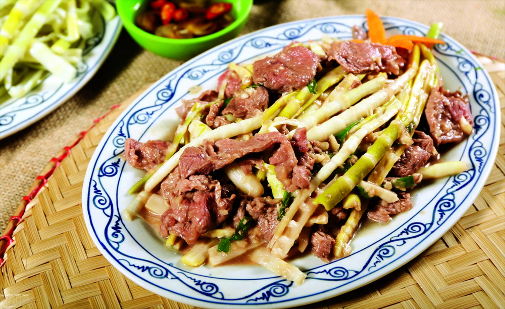 Bò Sào Măng Trúc - đĩa / mâm 6 người